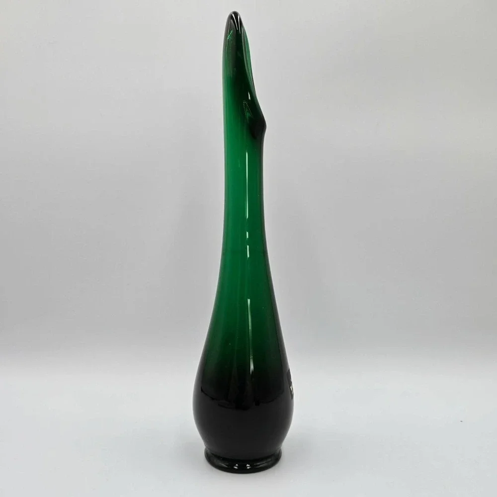 Viking Art Glass Emerald Green Stretch Bud Vase 9.75